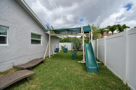 7484 Malibu Crescent Boca Raton FL 33433