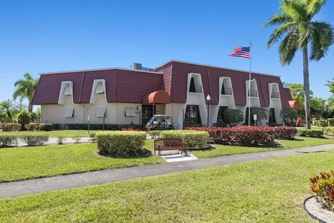 644 Marlboro Oval Lake Worth FL 33467