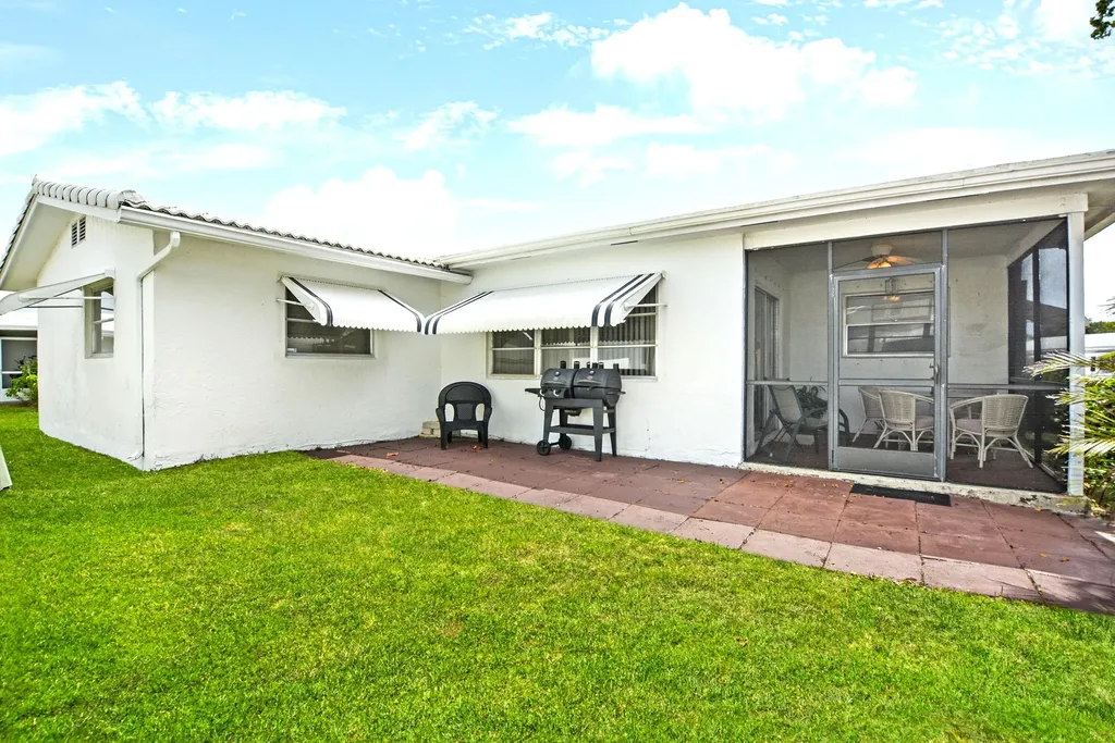 2113 SW 15th Street Boynton Beach FL 33426