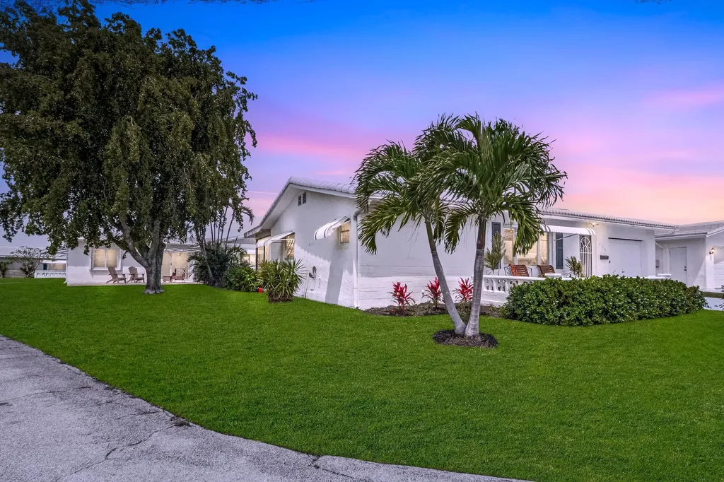 2113 SW 15th Street Boynton Beach FL 33426