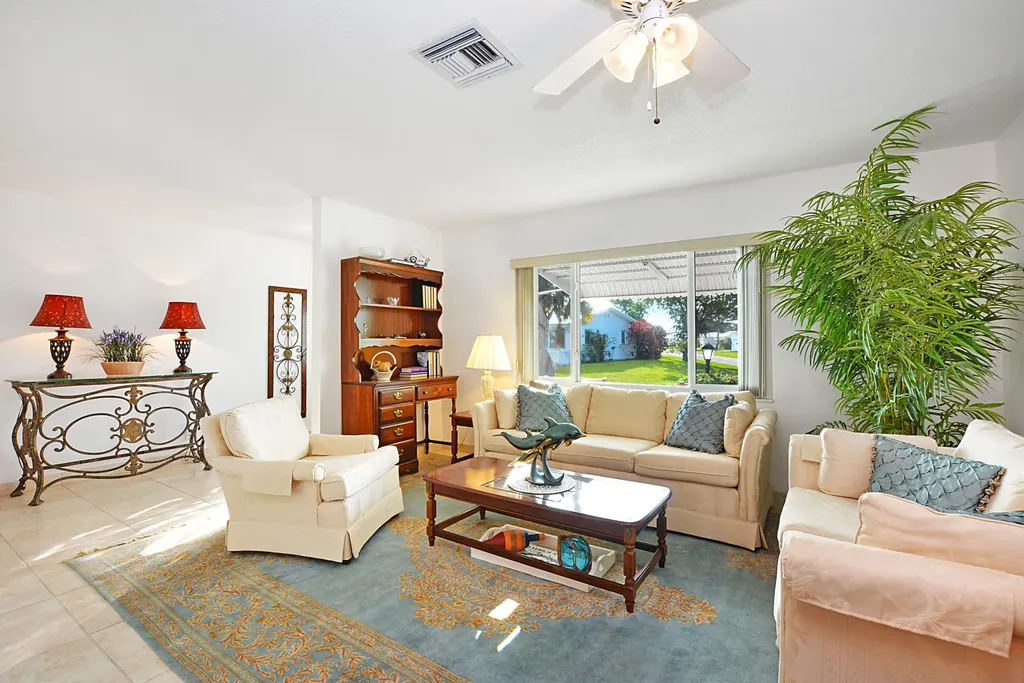 2113 SW 15th Street Boynton Beach FL 33426