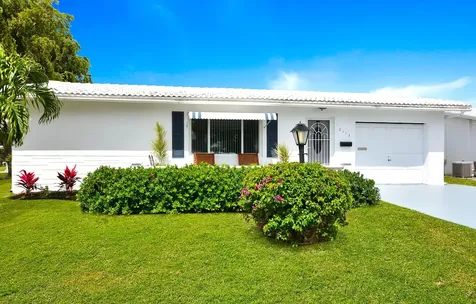 2113 SW 15th Street Boynton Beach FL 33426