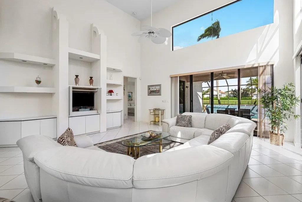 17099 Ryton Lane Boca Raton FL 33496