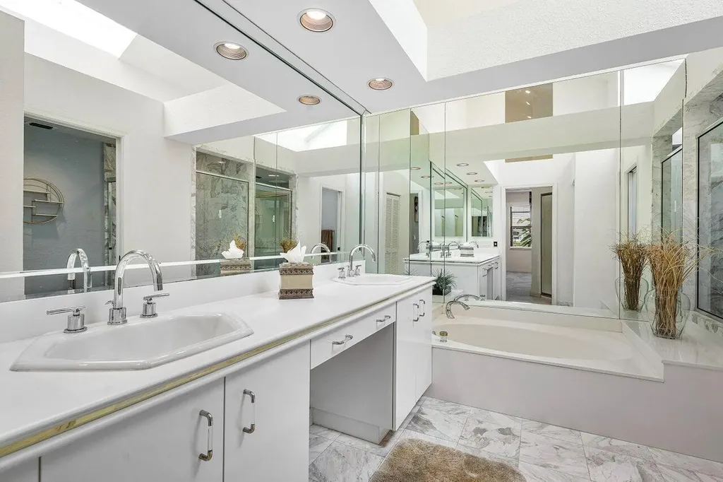 17099 Ryton Lane Boca Raton FL 33496