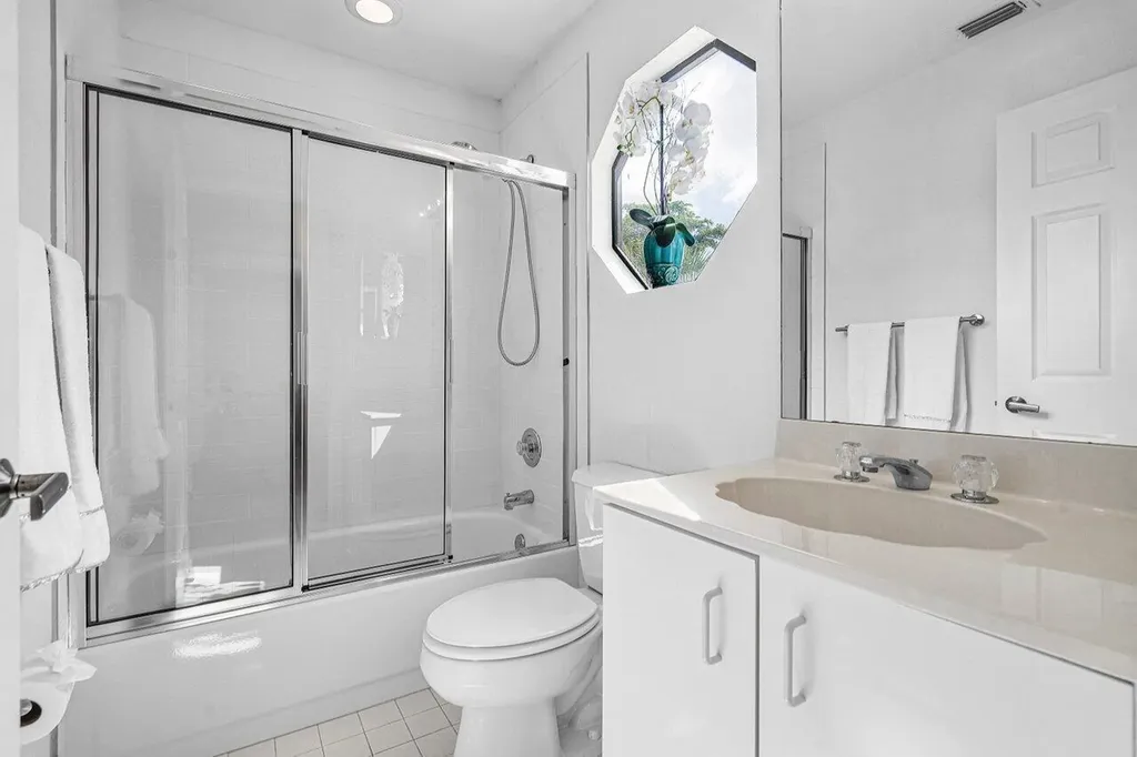 17099 Ryton Lane Boca Raton FL 33496