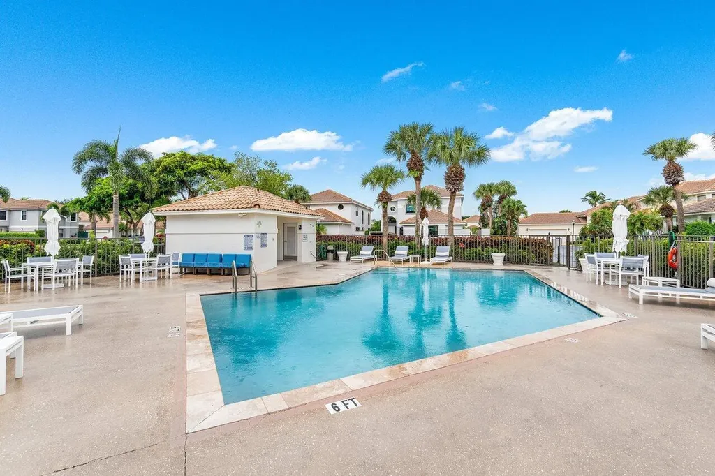17099 Ryton Lane Boca Raton FL 33496