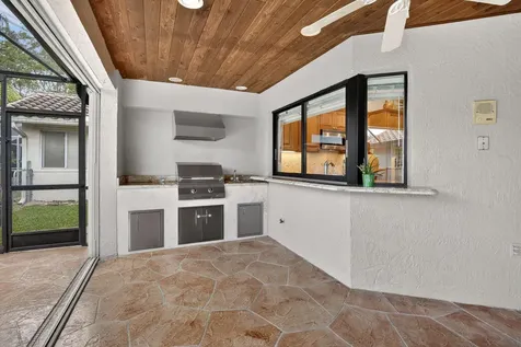 4944 NW 97th Drive Coral Springs FL 33076