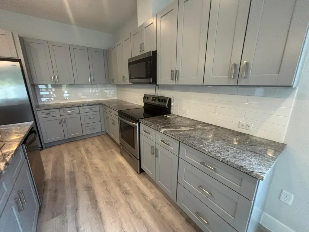 127 NW 9th Avenue Delray Beach FL 33444