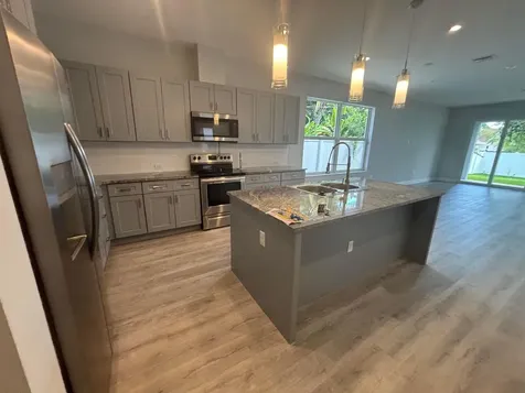 127 NW 9th Avenue Delray Beach FL 33444