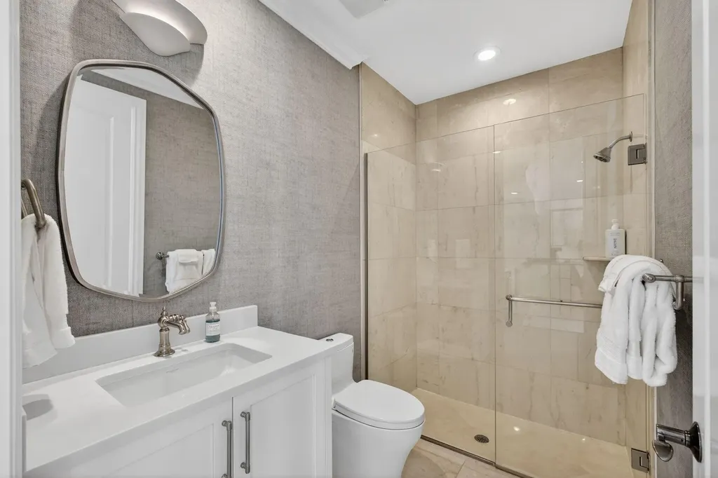 24 Marina Gardens Drive Palm Beach Gardens FL 33410
