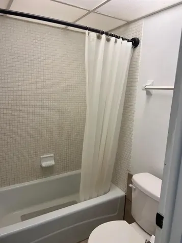 3660 Inverrary Drive Lauderhill FL 33319