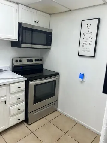 3660 Inverrary Drive Lauderhill FL 33319