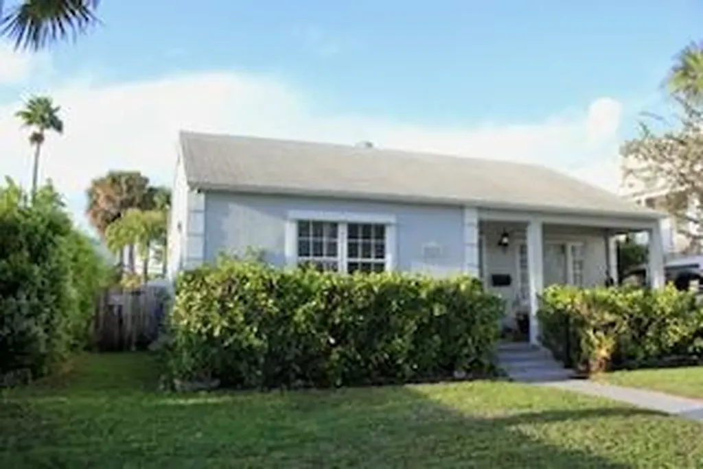 237 Wenonah Place West Palm Beach FL 33405