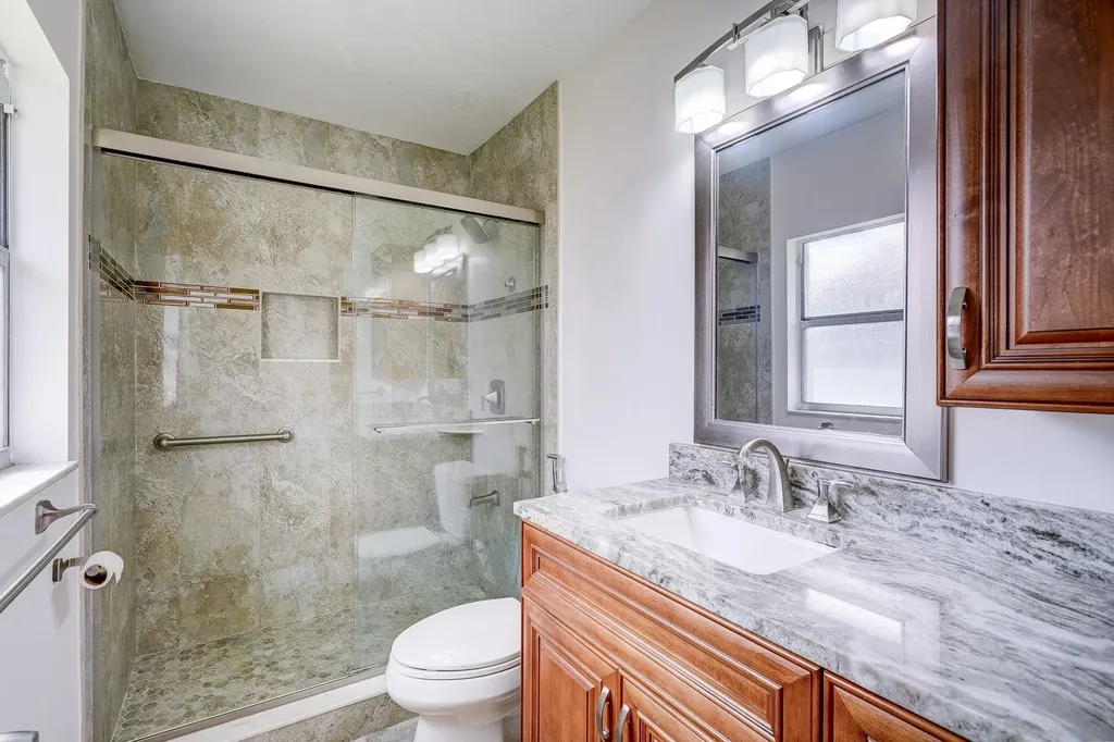 3929 Kenas Street Palm Beach Gardens FL 33403