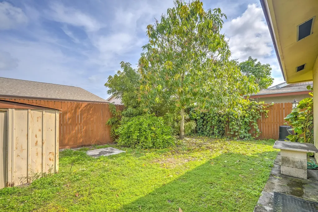 3929 Kenas Street Palm Beach Gardens FL 33403