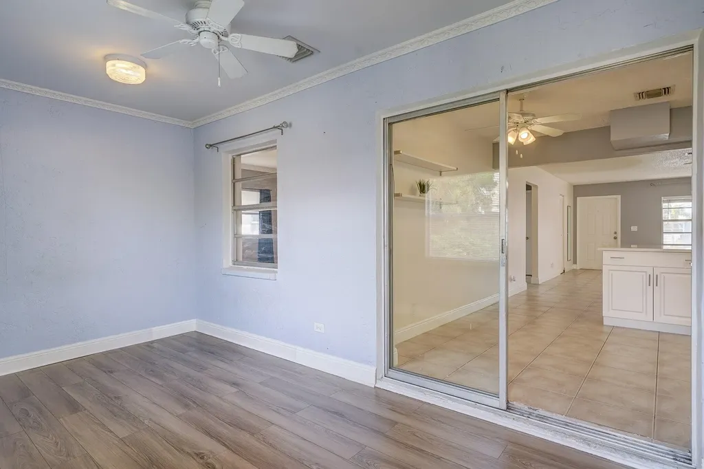 3929 Kenas Street Palm Beach Gardens FL 33403