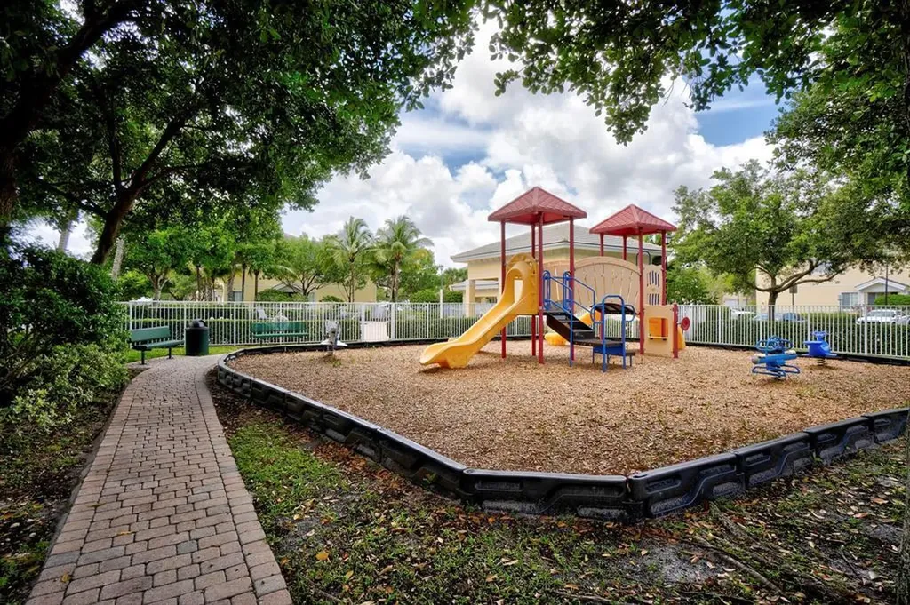 7644 Foxcroft Lane Davie FL 33328