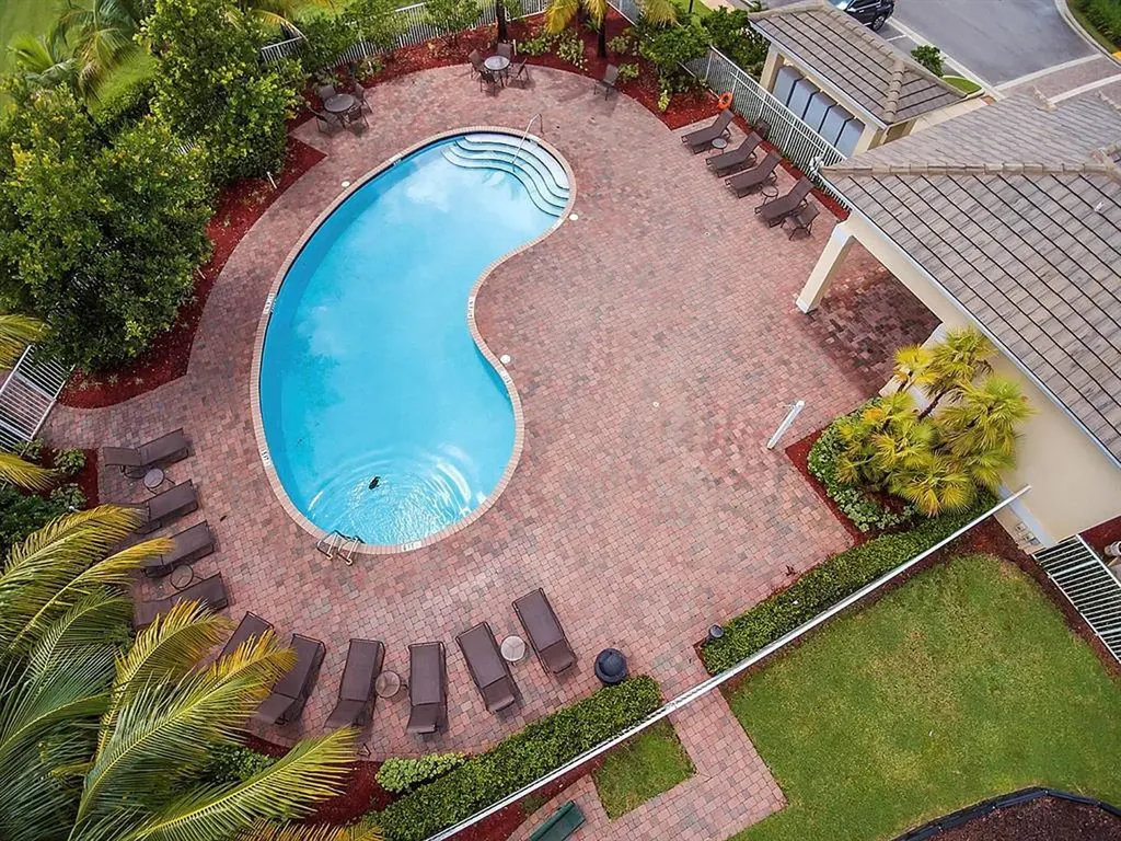 7644 Foxcroft Lane Davie FL 33328