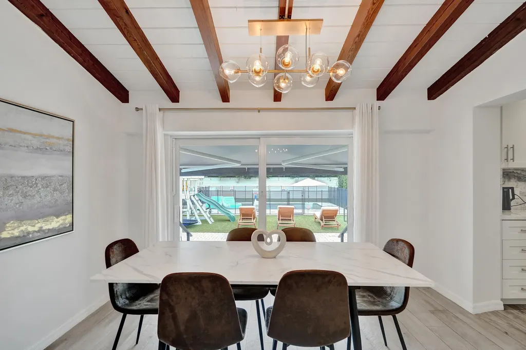 1606 SE 1st Street Fort Lauderdale FL 33301