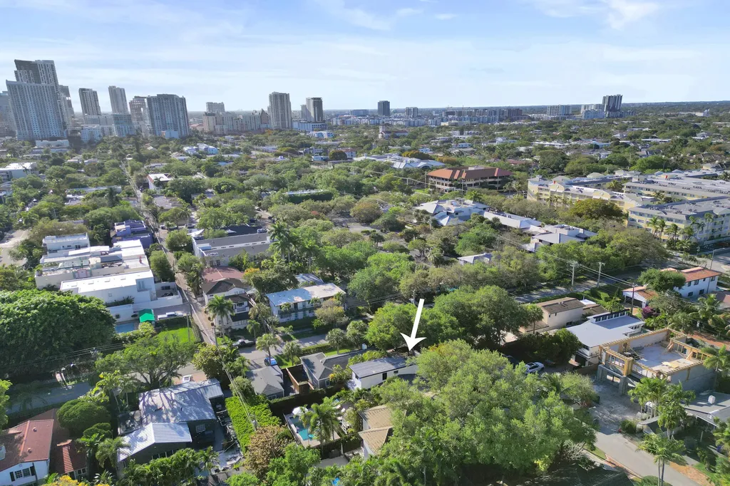1606 SE 1st Street Fort Lauderdale FL 33301
