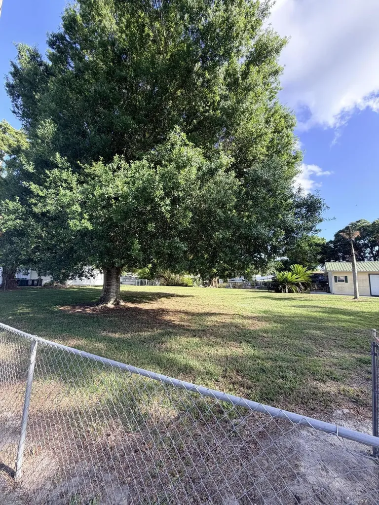 4046 SE 26th Street Okeechobee FL 34974