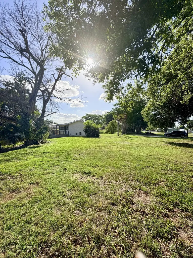 4046 SE 26th Street Okeechobee FL 34974