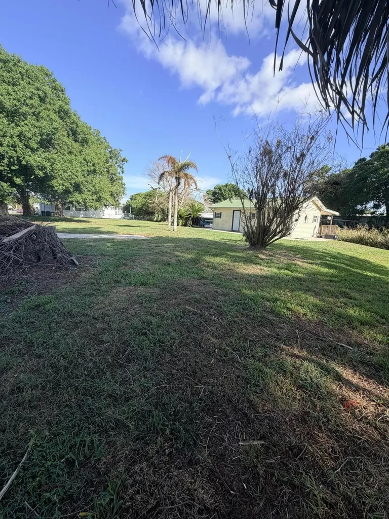4046 SE 26th Street Okeechobee FL 34974