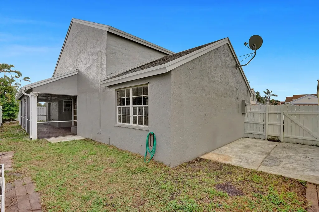1180 SW 108th Terrace Davie FL 33324