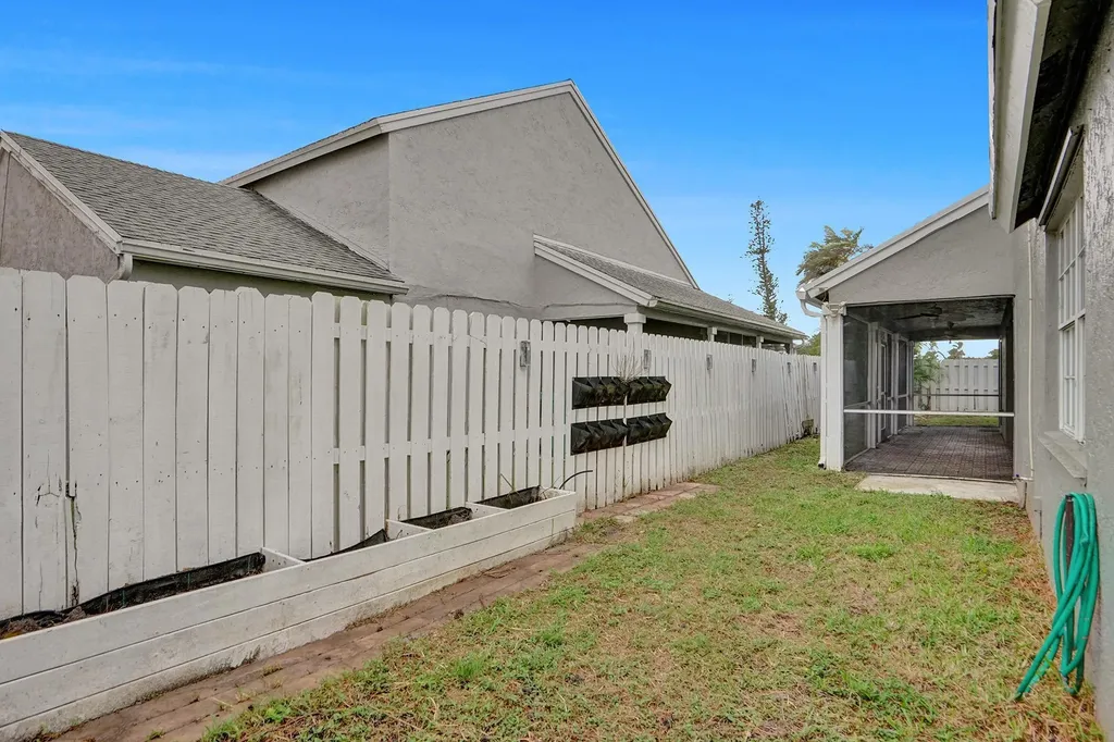 1180 SW 108th Terrace Davie FL 33324