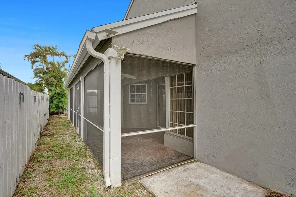 1180 SW 108th Terrace Davie FL 33324