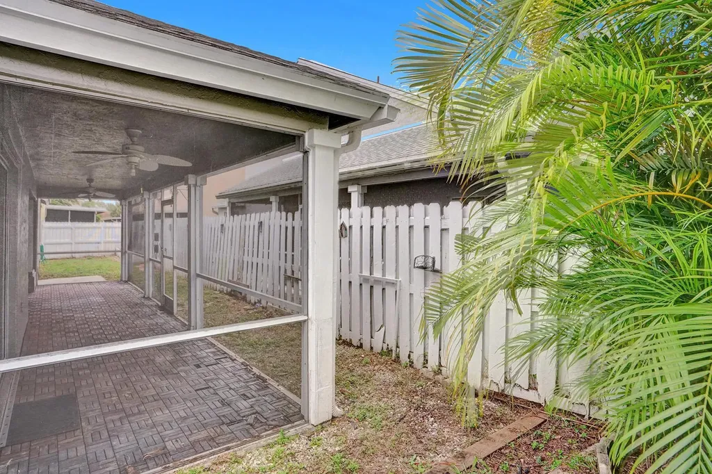 1180 SW 108th Terrace Davie FL 33324