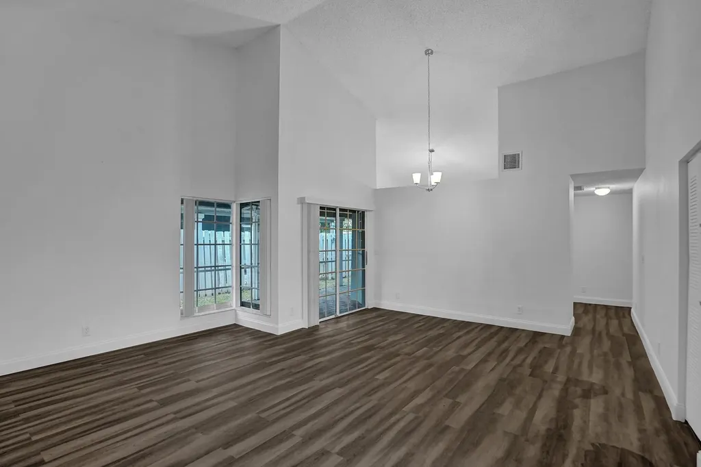 1180 SW 108th Terrace Davie FL 33324