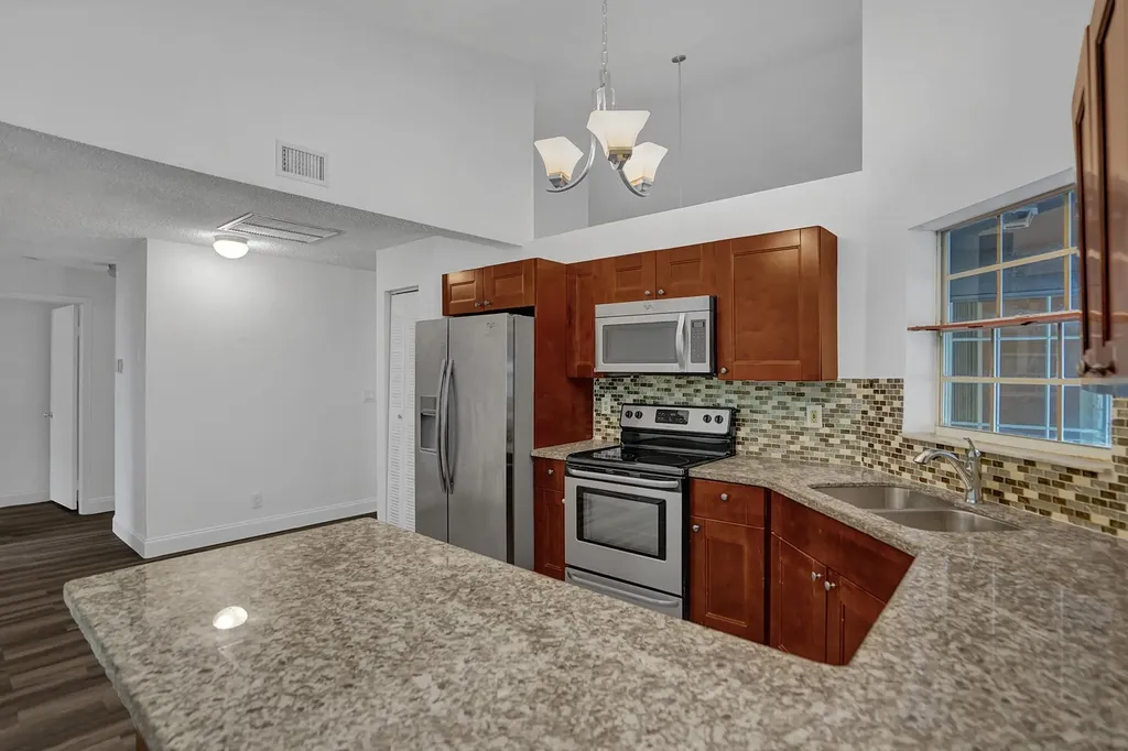 1180 SW 108th Terrace Davie FL 33324