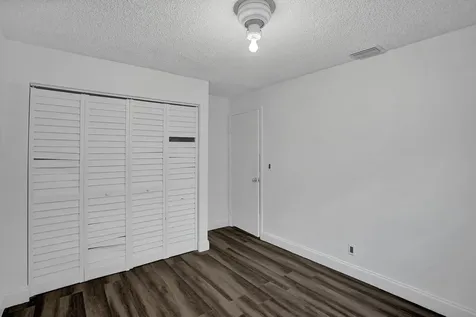 1180 SW 108th Terrace Davie FL 33324