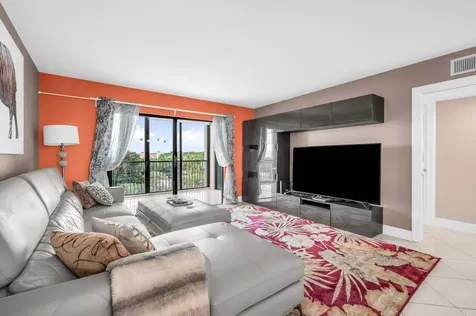 14475 Strathmore Lane Delray Beach FL 33446