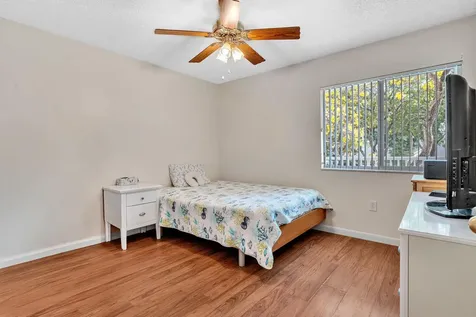 9537 Weldon Circle Tamarac FL 33321