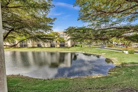 9537 Weldon Circle Tamarac FL 33321