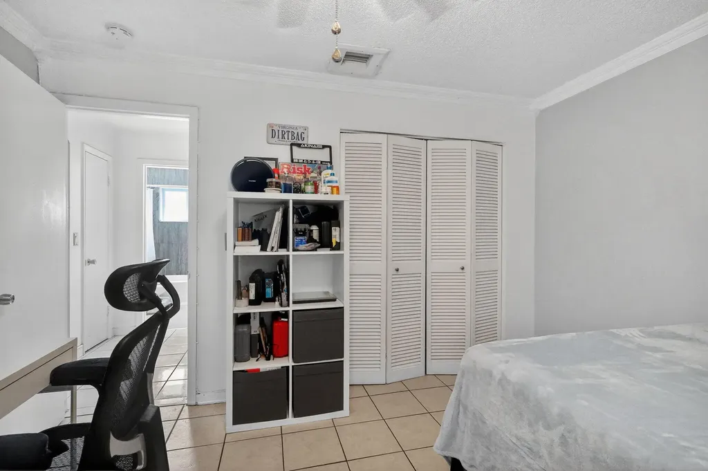 708 SW 7th Avenue Hallandale Beach FL 33009