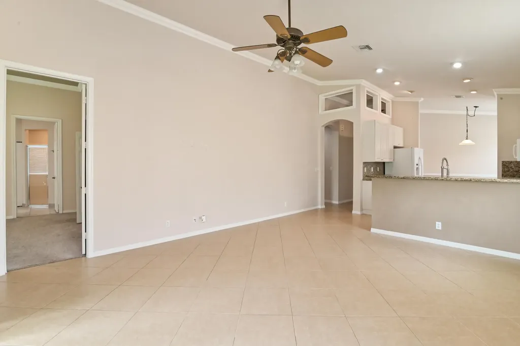 7073 Via Leonardo Lake Worth FL 33467
