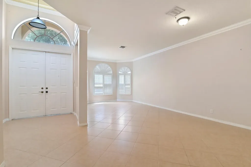 7073 Via Leonardo Lake Worth FL 33467