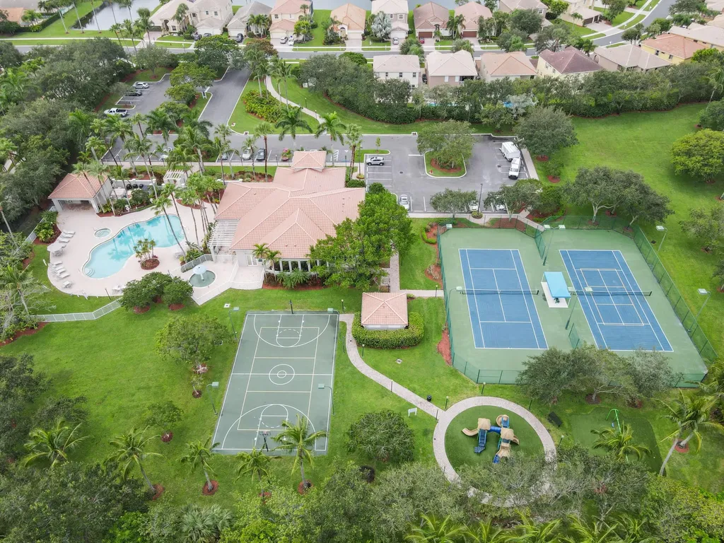 7073 Via Leonardo Lake Worth FL 33467