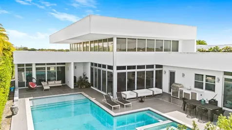 16758 Natures Way Weston FL 33326