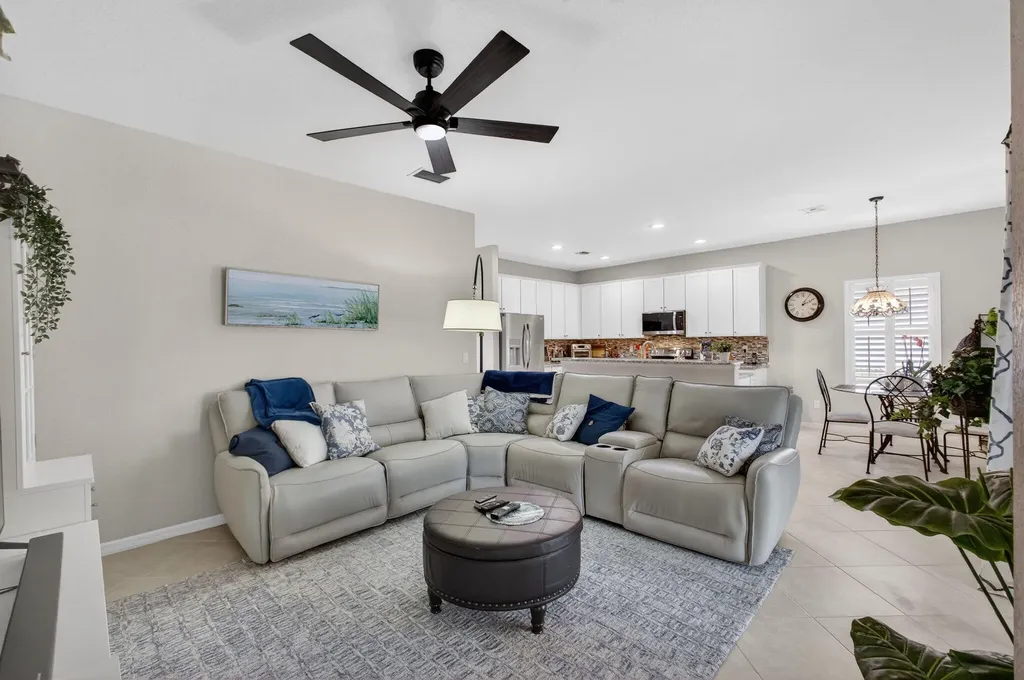 127 Rudder Cay Way Jupiter FL 33458