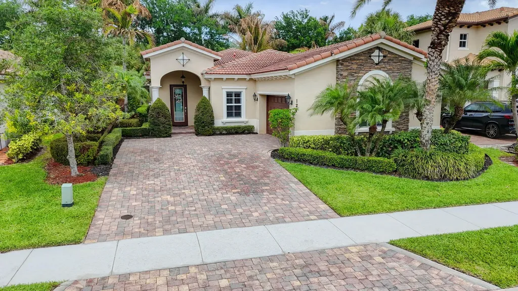 127 Rudder Cay Way Jupiter FL 33458