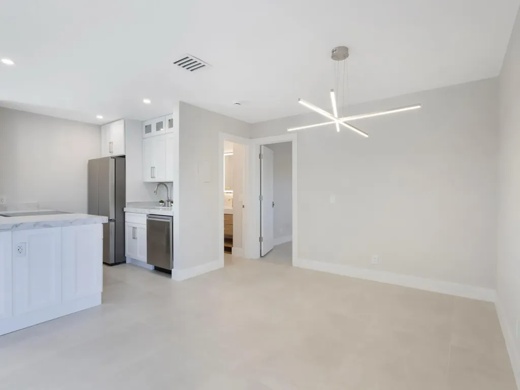 7 Crossings Circle Boynton Beach FL 33435
