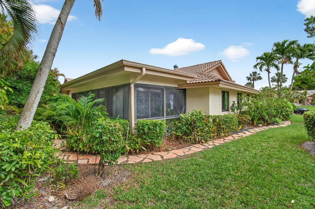6839 Villas Drive S Boca Raton FL 33433