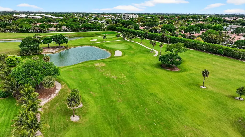 6839 Villas Drive S Boca Raton FL 33433