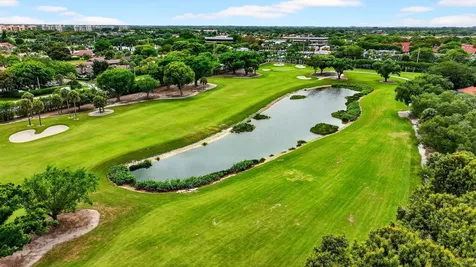 6839 Villas Drive S Boca Raton FL 33433