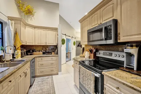 7540 NW 79th Avenue Tamarac FL 33321
