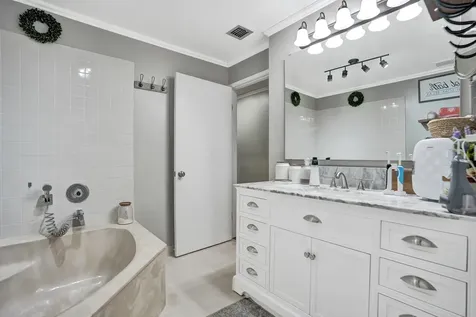 7540 NW 79th Avenue Tamarac FL 33321